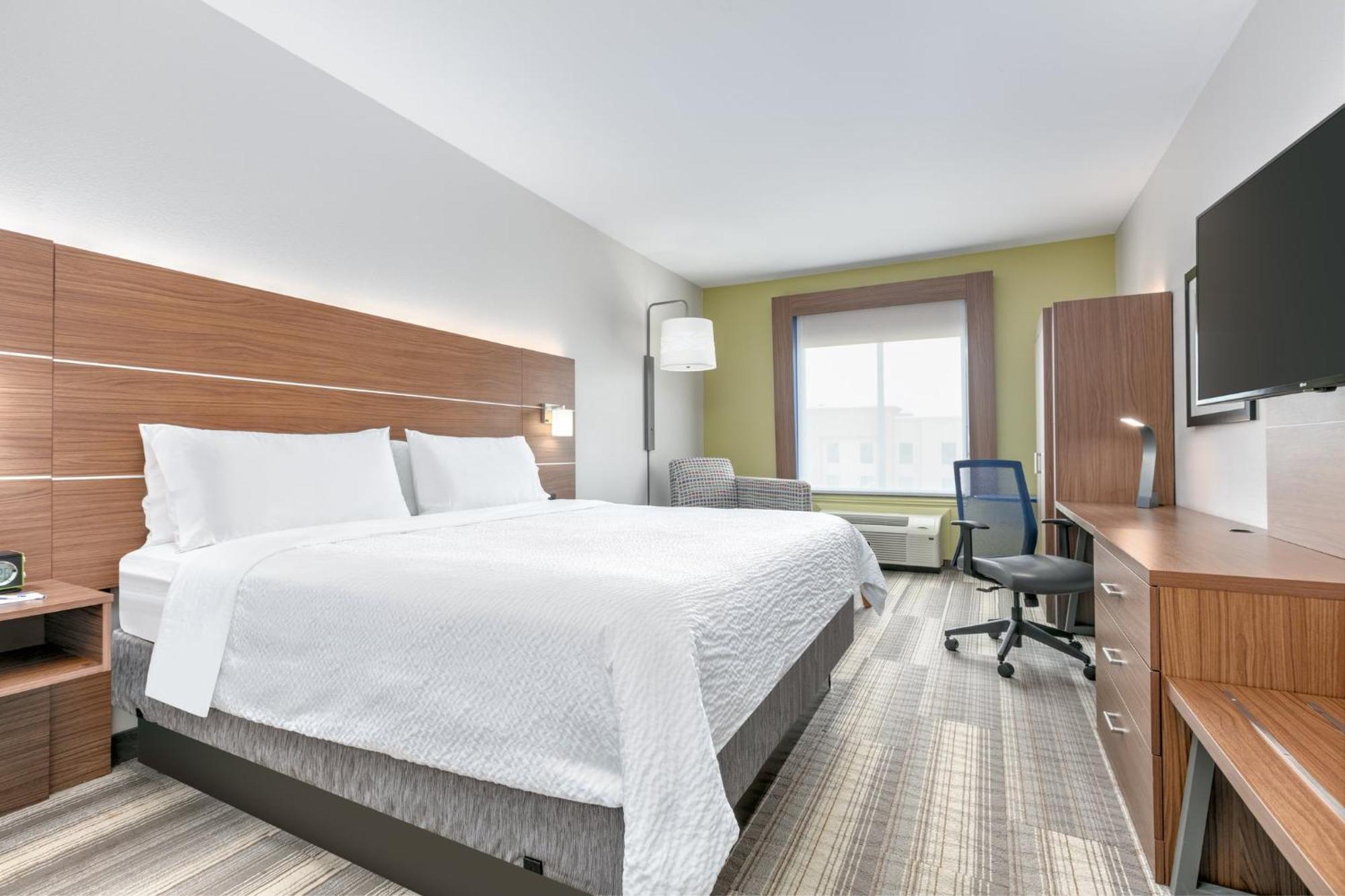 Holiday Inn Express Hotel & Suites Clute-Lake Jackson By Ihg Exterior foto
